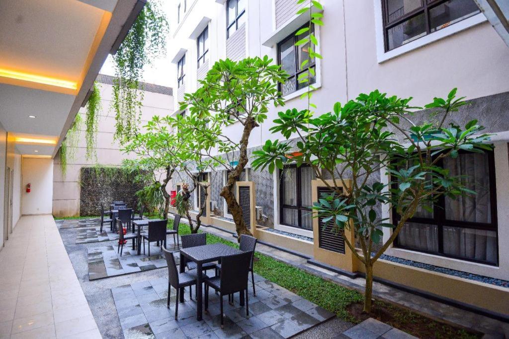 Grand Malioboro Yogyakarta Hotel Luaran gambar