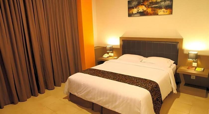 Grand Malioboro Yogyakarta Hotel Luaran gambar