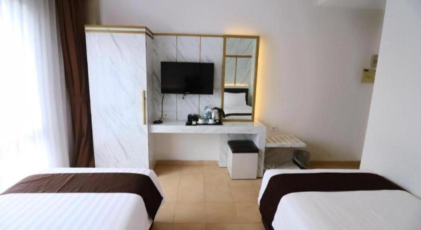 Grand Malioboro Yogyakarta Hotel Luaran gambar